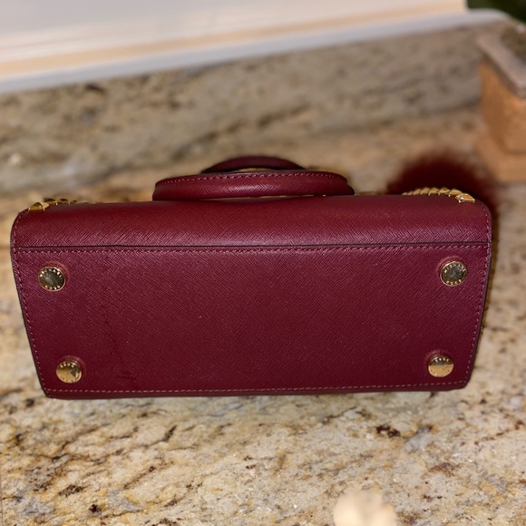 MICHAEL KORS DESIGNER HANDBAG BRAND NEW WITH MATCHING POMPOM BALL - Picture 4 of 8